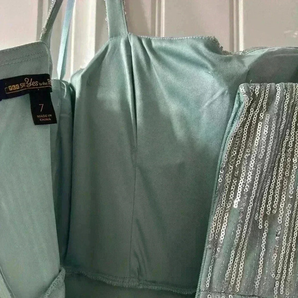 NWT TLC Say Yes To The Prom Baby Blue Sequin Floor Length Dress Gown Size 7 - Picture 8 of 10